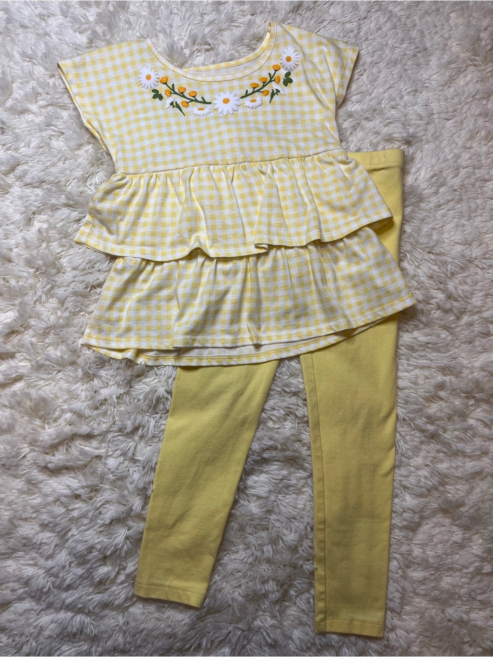 The Children's Place Girls Size 5T Yellow Gingham Daisy Outfit Set